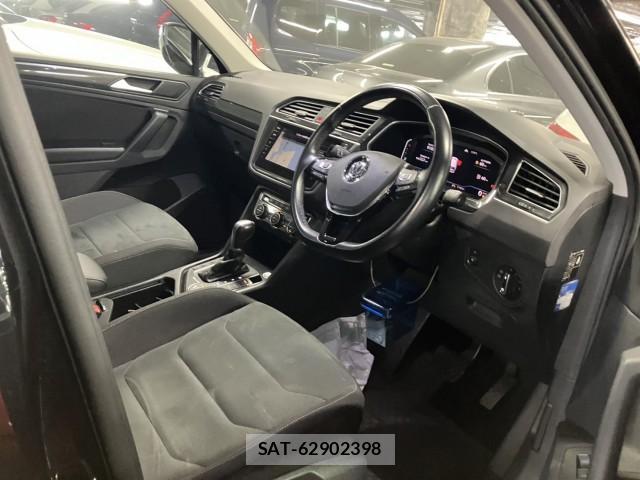 VolksWagen TIGUAN 2019-08 8279000-8