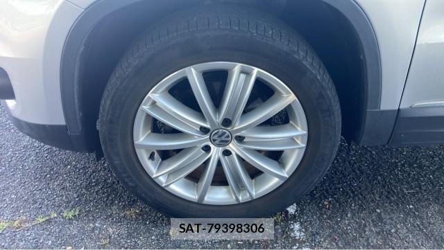 VolksWagen TIGUAN 2016-03 8282330-8
