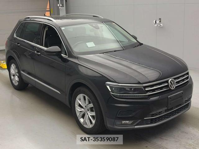 VolksWagen TIGUAN 2018-02 8284378-3