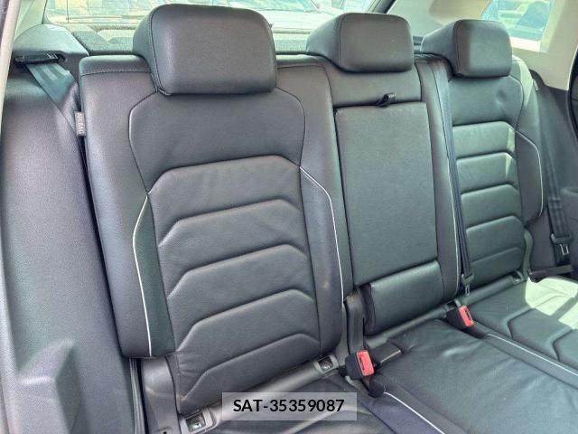 VolksWagen TIGUAN 2018-02 8284378-6