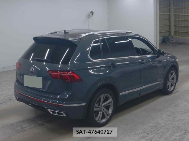 VolksWagen TIGUAN 2022-09 8284657-1