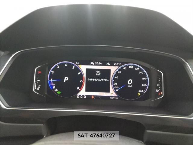 VolksWagen TIGUAN 2022-09 8284657-5