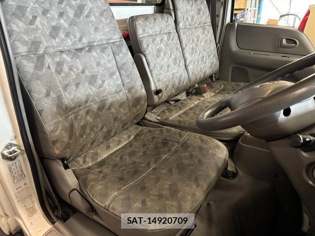 Mazda TITAN DASH 2007-11 8277677-13