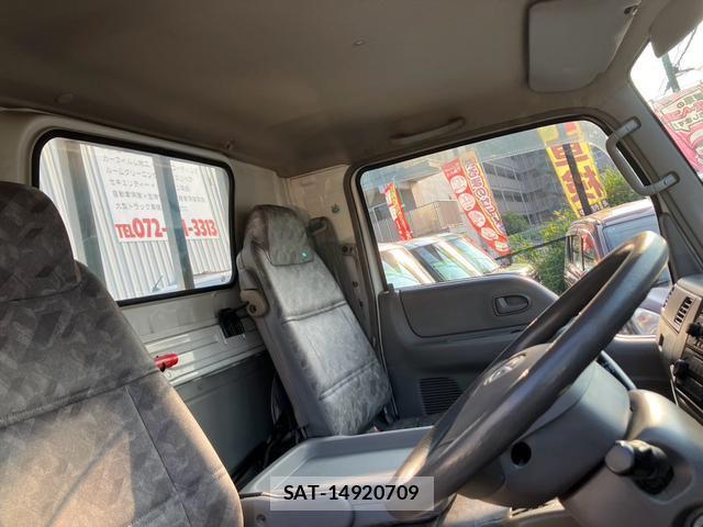 Mazda TITAN DASH 2007-11 8277677-9