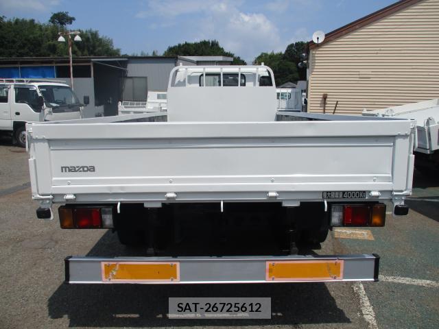 Mazda TITAN 2006-09 8279561-2
