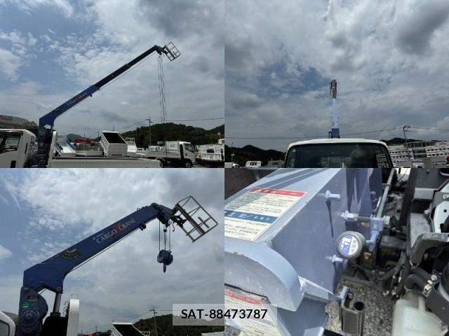 Mazda TITAN 2007-11 8284732-4