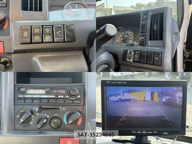 Mazda TITAN 2012-06 8284813-15