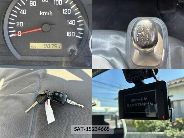Mazda TITAN 2012-06 8284813-16