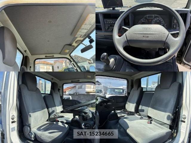 Mazda TITAN 2012-06 8284813-17