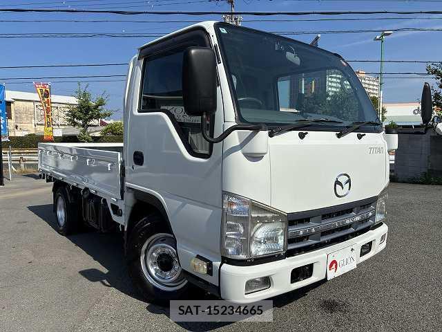 Mazda TITAN 2012-06 8284813-2