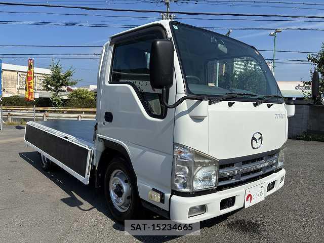 Mazda TITAN 2012-06 8284813-9