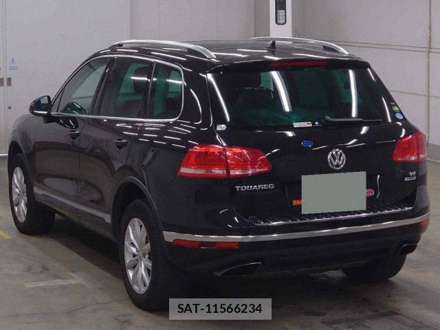 VolksWagen TOUAREG 2015-06 8284408-1
