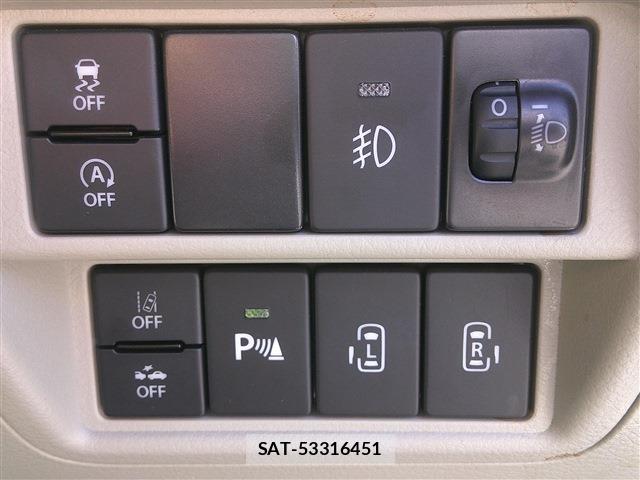 Mitsubishi TOWN BOX 2025-02 8281218-10