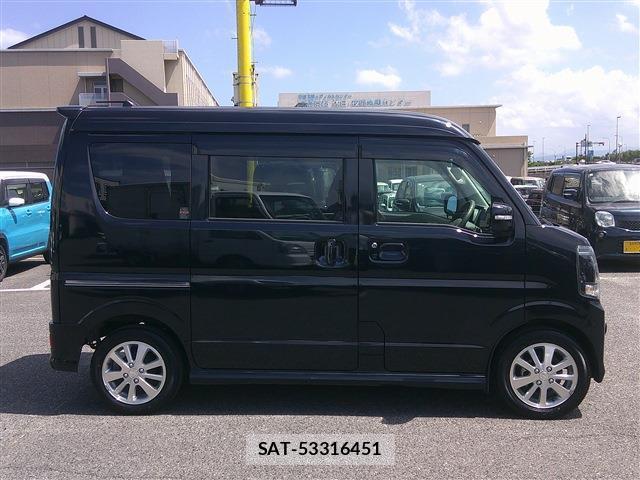 Mitsubishi TOWN BOX 2025-02 8281218-3