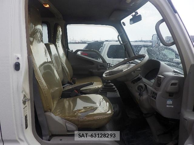 Toyota TOWNACE TRUCK 2015-06 8277519-2