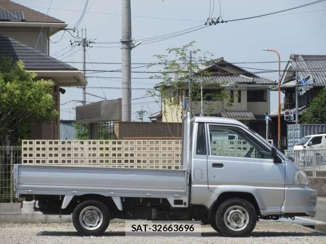 Toyota TOWNACE TRUCK 2005-06 8284212-12