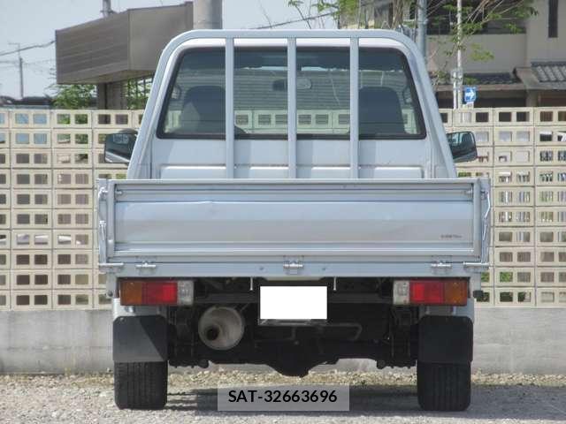 Toyota TOWNACE TRUCK 2005-06 8284212-15