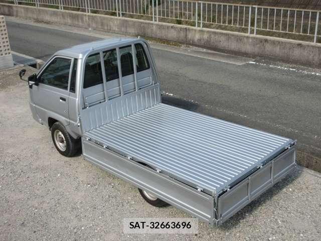 Toyota TOWNACE TRUCK 2005-06 8284212-16
