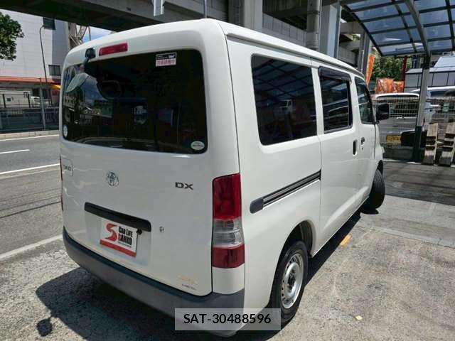 Toyota TOWNACE VAN 2011-08 8278632-3