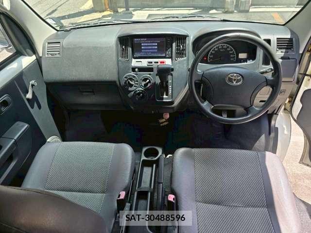 Toyota TOWNACE VAN 2011-08 8278632-4