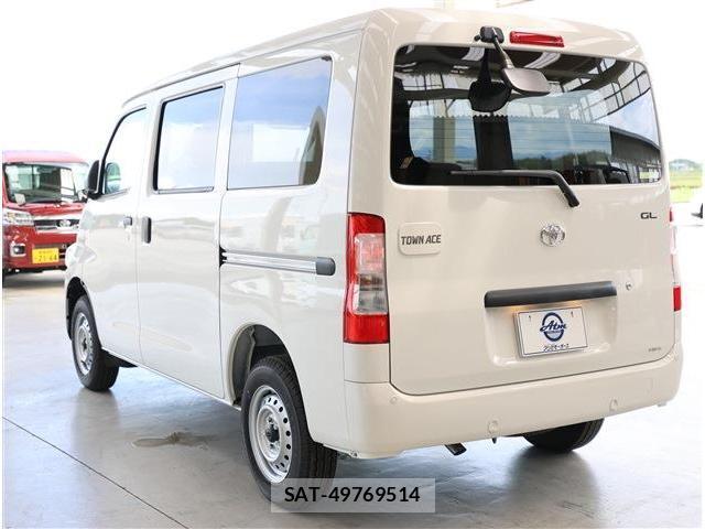 Toyota TOWNACE VAN 2026-06 8279091-17