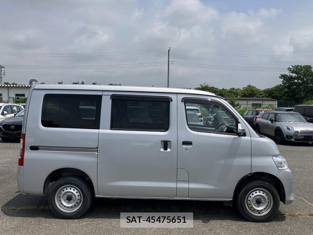 Toyota TOWNACE VAN 2021-04 8281982-2