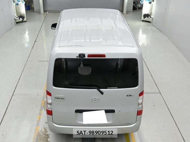 Toyota TOWNACE VAN 2021-07 8283848-11