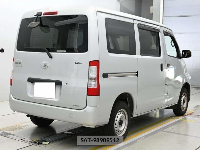 Toyota TOWNACE VAN 2021-07 8283848-2