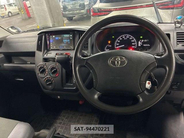 Toyota TOWNACE VAN 2022-07 8283934-1
