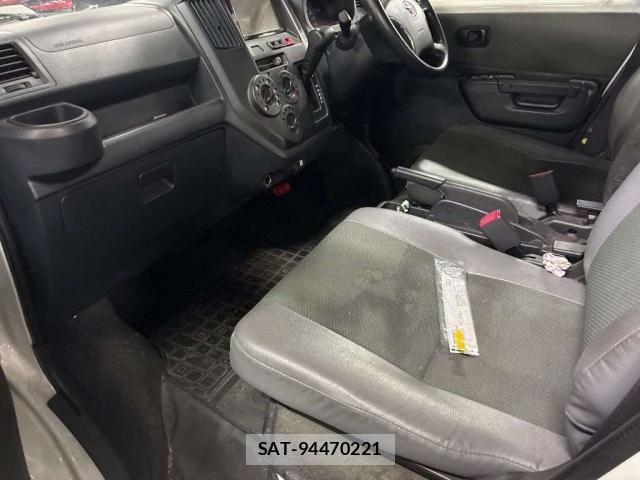 Toyota TOWNACE VAN 2022-07 8283934-4