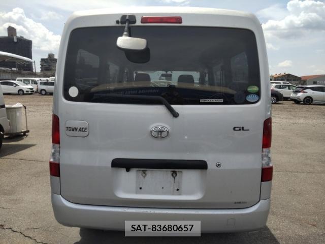 Toyota TOWNACE VAN 2019-08 8285717-3