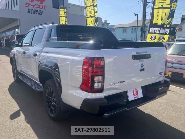 Mitsubishi TRITON 2026-01 8277125-4