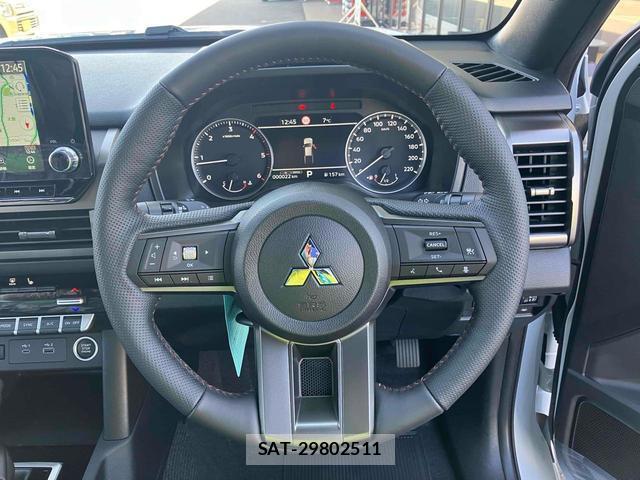 Mitsubishi TRITON 2026-01 8277125-9
