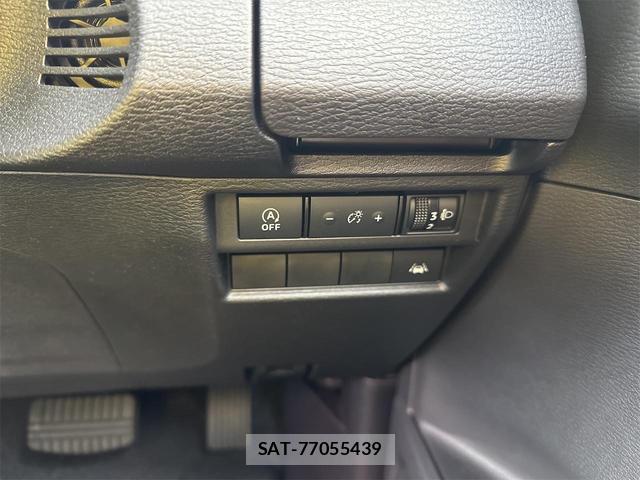 Mitsubishi TRITON 2025-12 8277124-16
