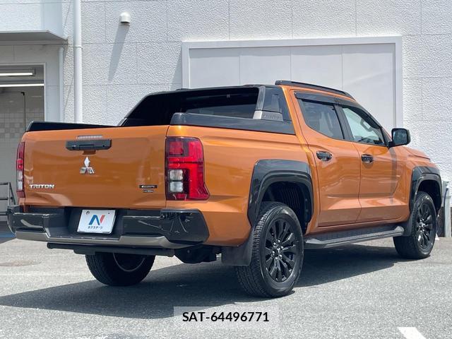 Mitsubishi TRITON 2024-10 8279153-17