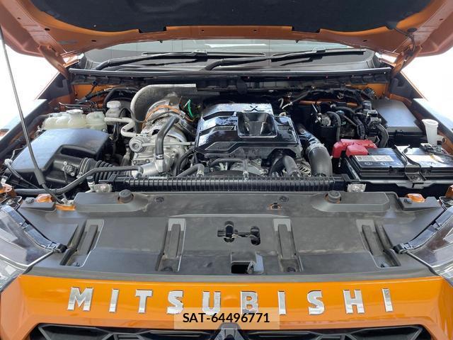 Mitsubishi TRITON 2024-10 8279153-18