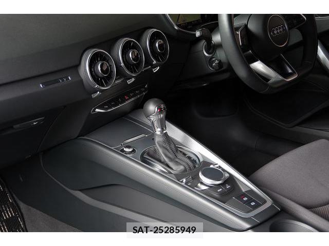 Audi TT 2015-09 8279957-7