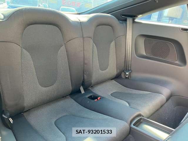 Audi TT 2012-03 8280345-10