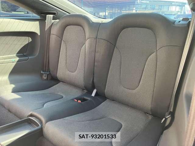 Audi TT 2012-03 8280345-12
