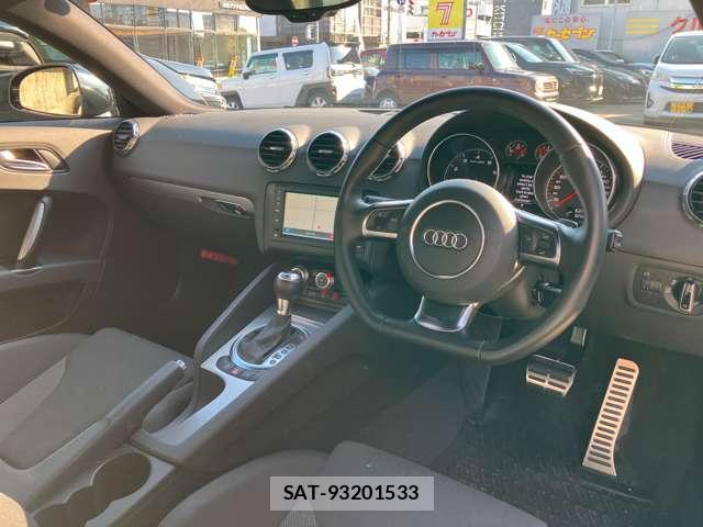 Audi TT 2012-03 8280345-13
