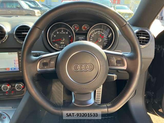 Audi TT 2012-03 8280345-14