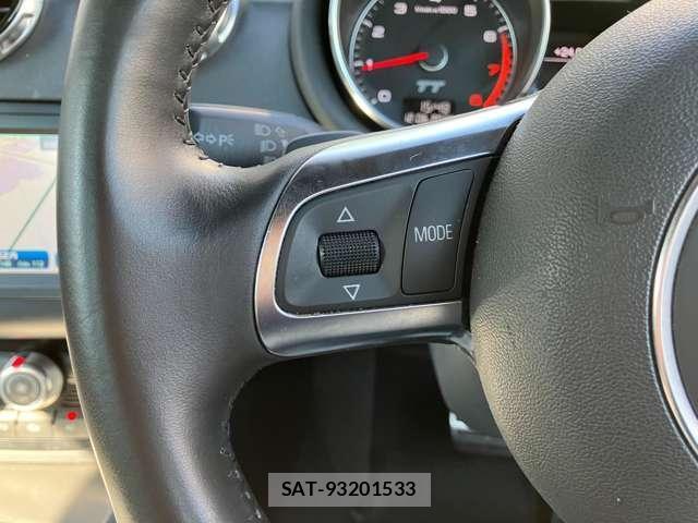 Audi TT 2012-03 8280345-15