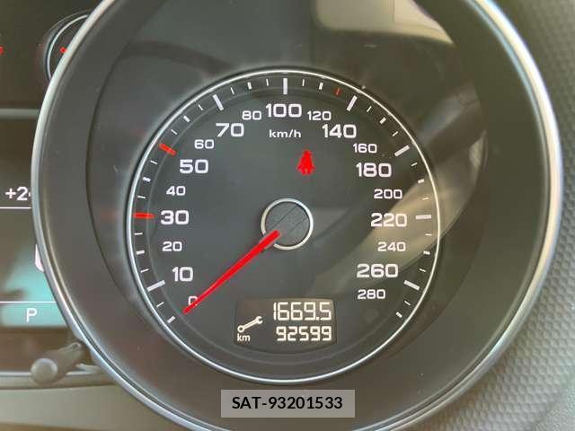 Audi TT 2012-03 8280345-17