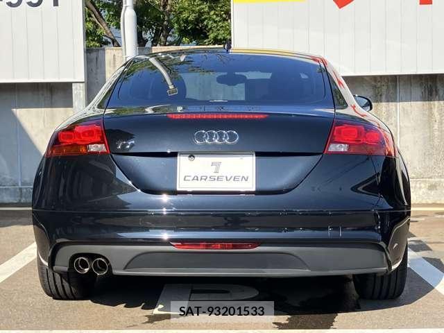 Audi TT 2012-03 8280345-6