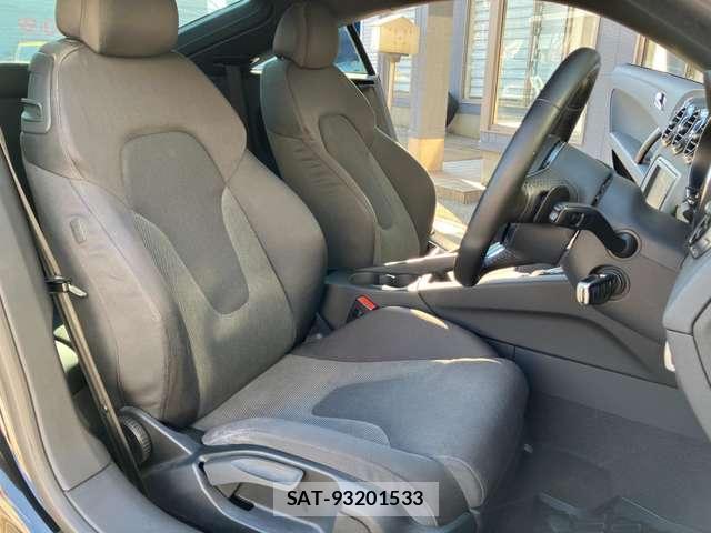 Audi TT 2012-03 8280345-9