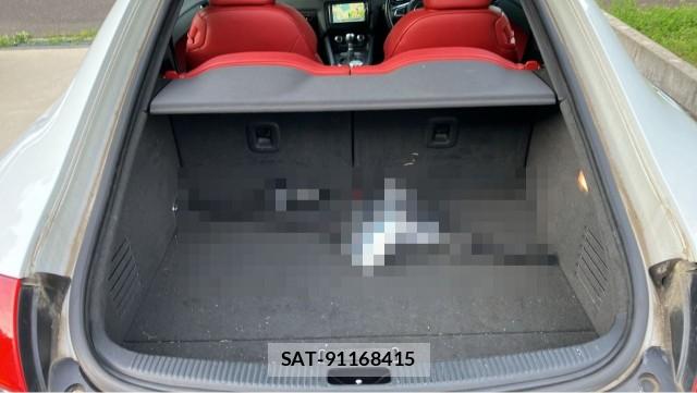 Audi TT 2012-12 8280496-17
