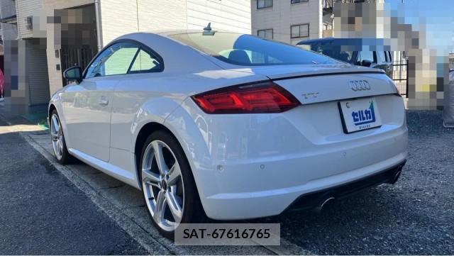 Audi TT 2017-07 8280900-13