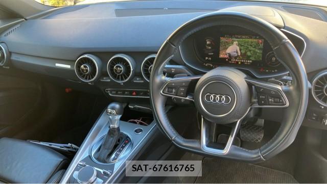 Audi TT 2017-07 8280900-16