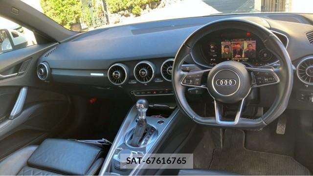 Audi TT 2017-07 8280900-2