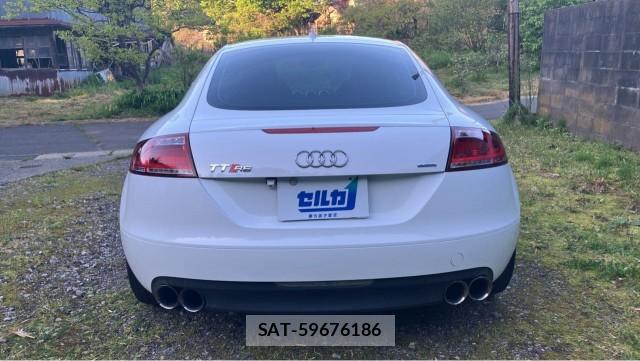 Audi TT 2009-05 8282229-1